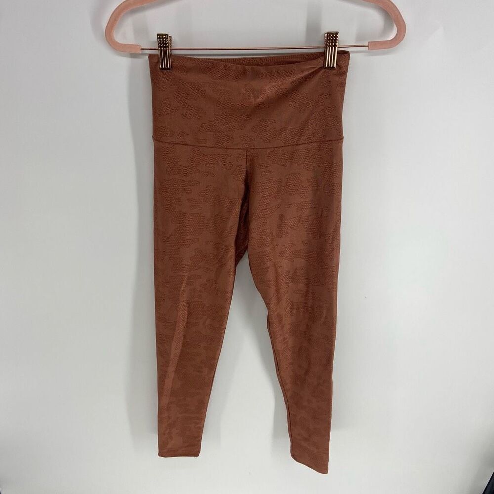 Onzie Women's Bronze Camo Jacquard High-Rise Activewear Leggings Size S/M
